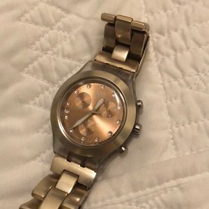 Rose Gold Crystal Studded Swatch